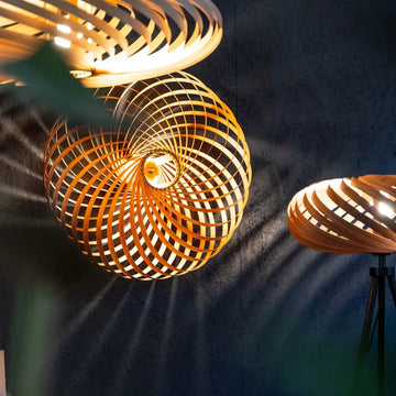 Veneria Holzleuchte, Design trifft auf nachhaltige Beleuchtung